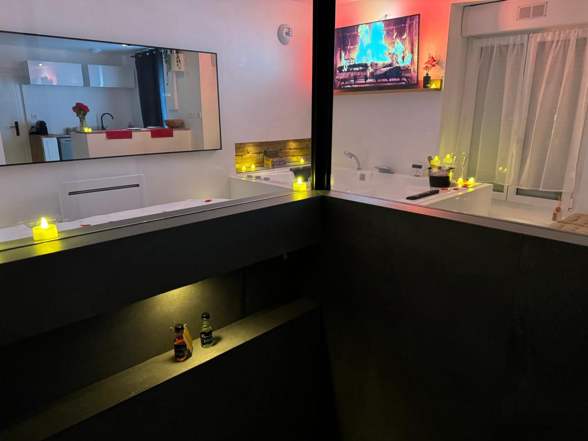 O Romeo - Suite Privee Fougères エクステリア 写真